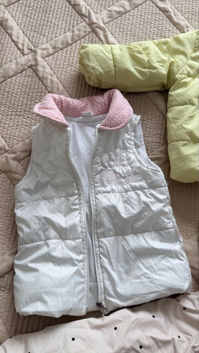 Куртки на девочку 3шт за 5000