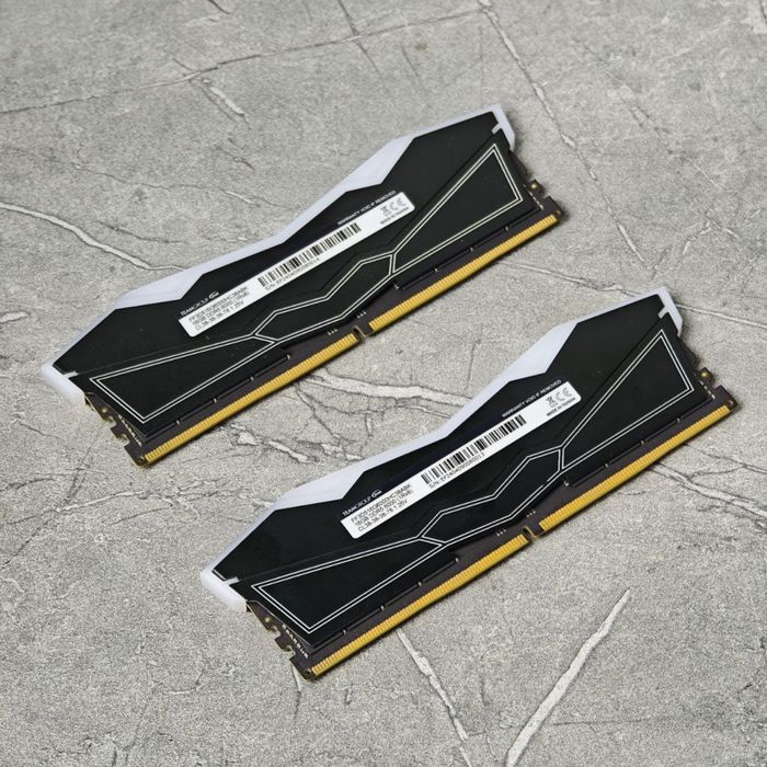 Оперативки DDR5 2х комплект