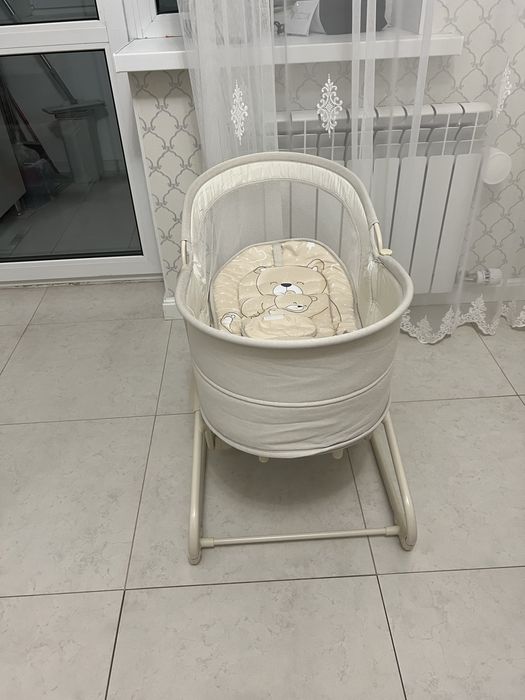 Шезлонг для новорожденного