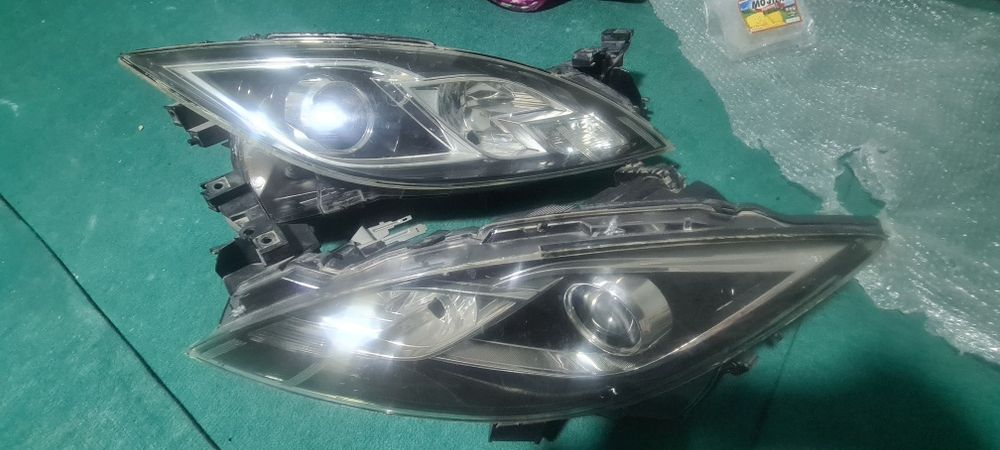 Фары для MAZDA 6  2008