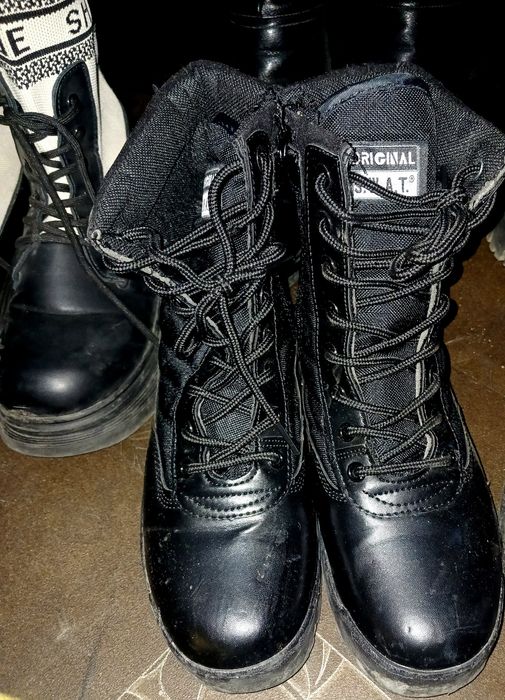 Продам ботинки срочнооо