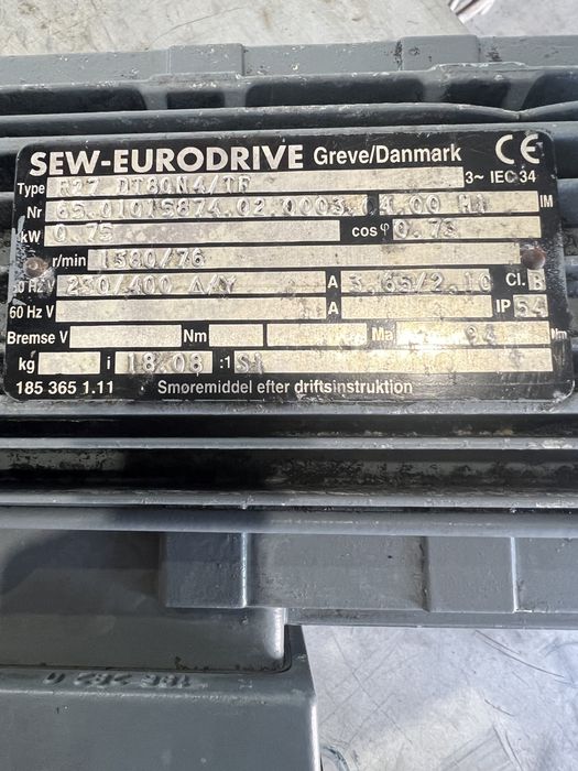 Мотор-редуктор SEW 0.75 kW 116 оборота