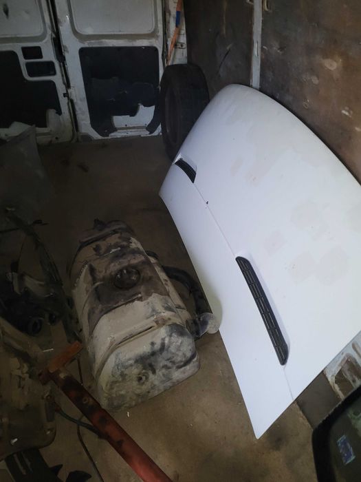 Vând uși Iveco daily ,cupa incarcator prindere euro