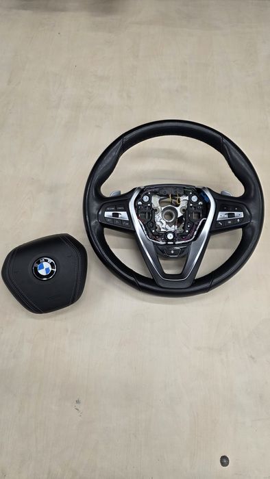 Volan original BMW X5 G05 2019–2023 – Încălzit, vibrații, Lane Assist