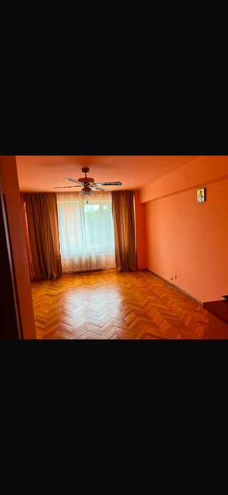 Apartament 3 camere decomandat