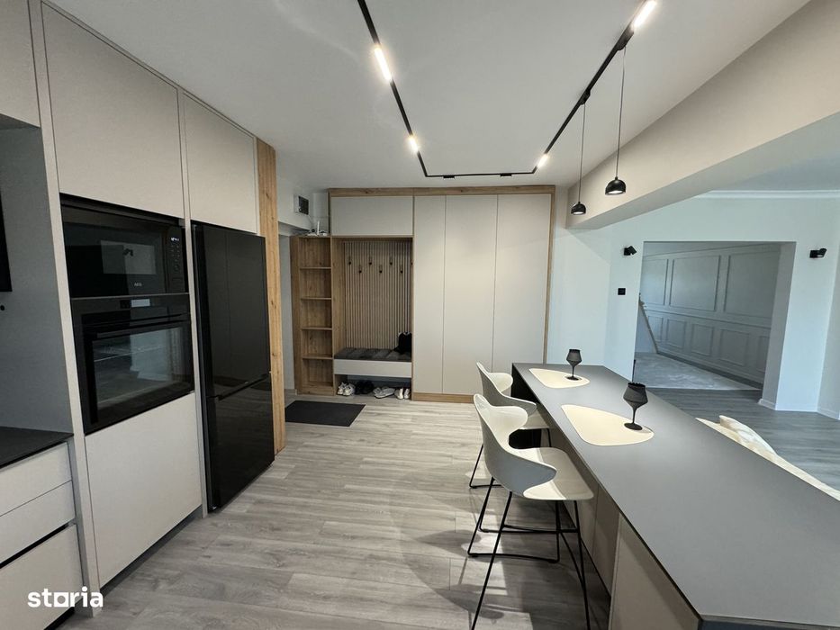 Apartament 4 camere