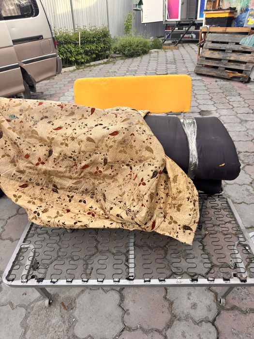 Кровать железная