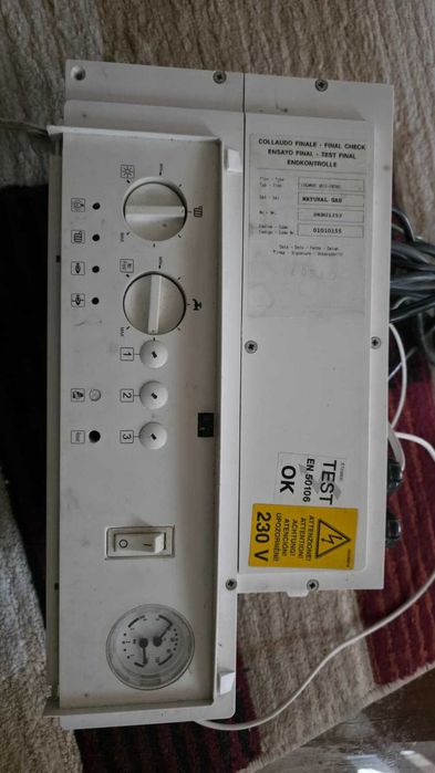 Placă electronică + panou comandă centrală Buderus