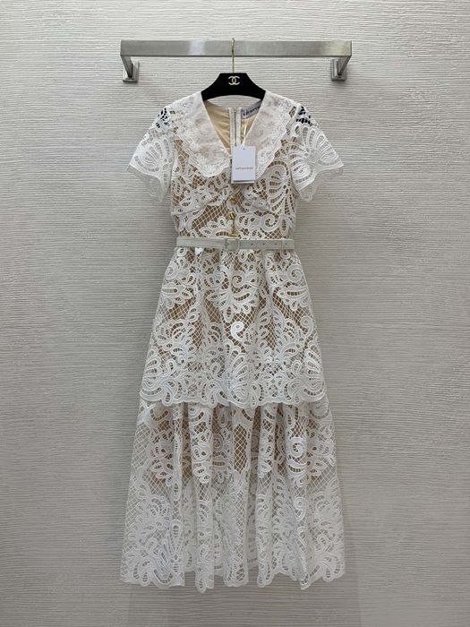 Платье от Self-Portrait