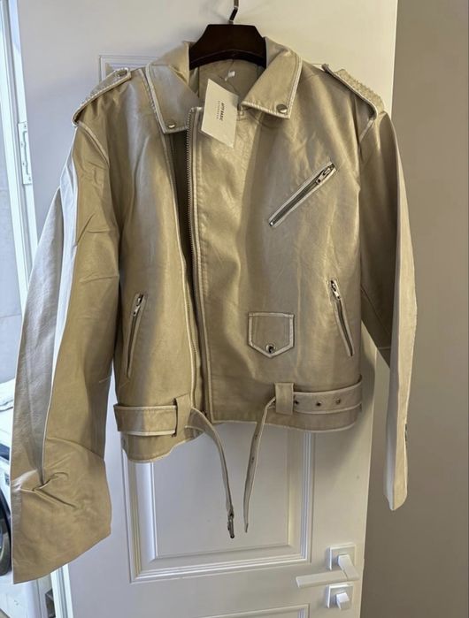Бомбер под Zara женский