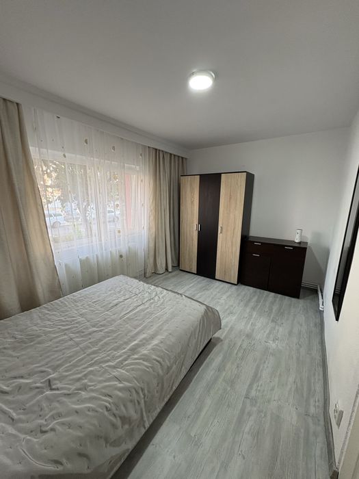Închiriez apartament 2 camere