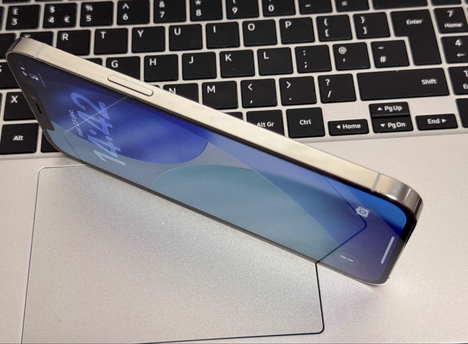 Iphone 12 pro silver