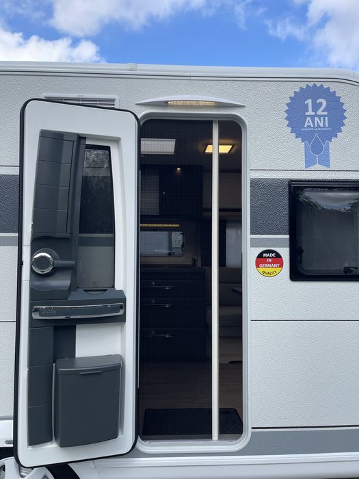 Rulotă nouă/Premium/Hobby DeLuxe 495 WFB