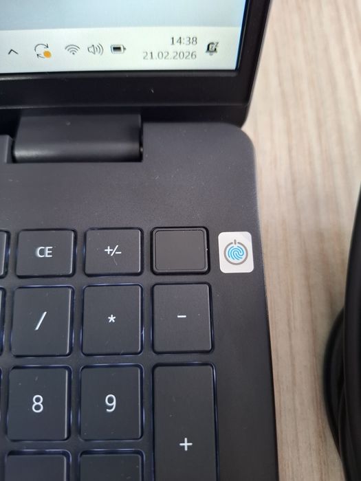 Laptop Dell 16 DC16250 16GB DDR5 512GB SSD