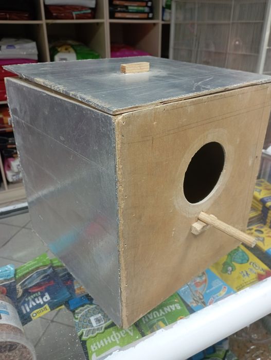 Домик-гнездо. Дуплянка