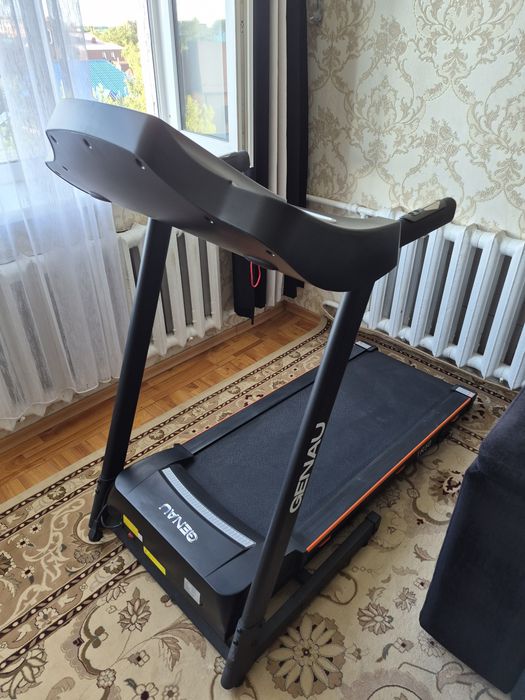 Беговая дорожка Genau TR50