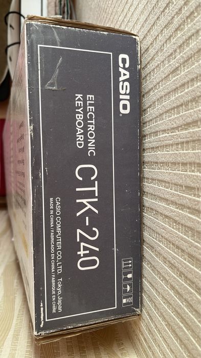 Синтезатор Casio