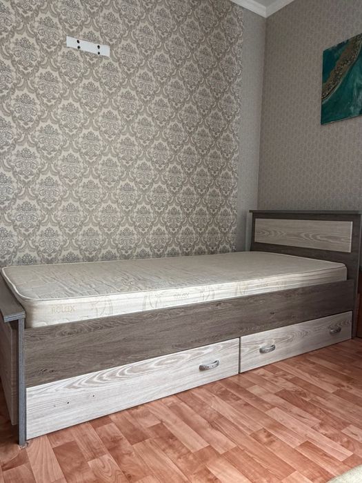 Продам кровать односпальняя