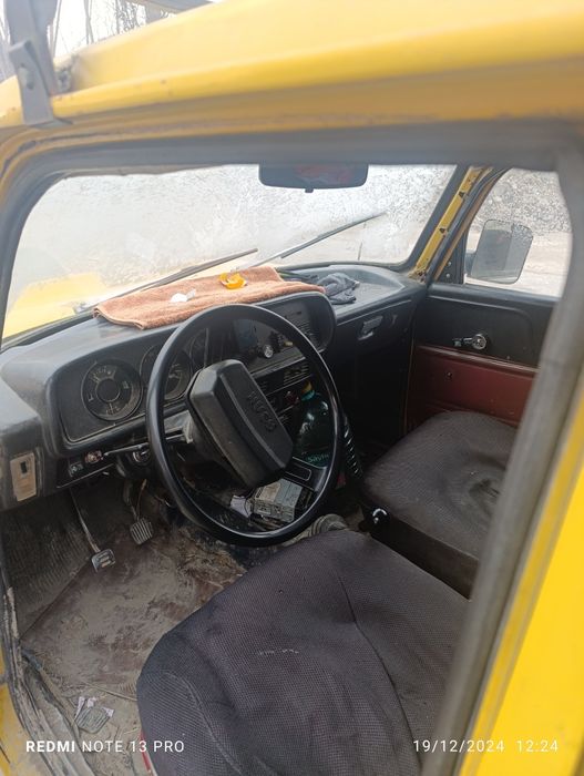 Moskivich siroʻchini sotiladi