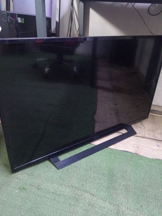 Телевизор Sony 43 дюима