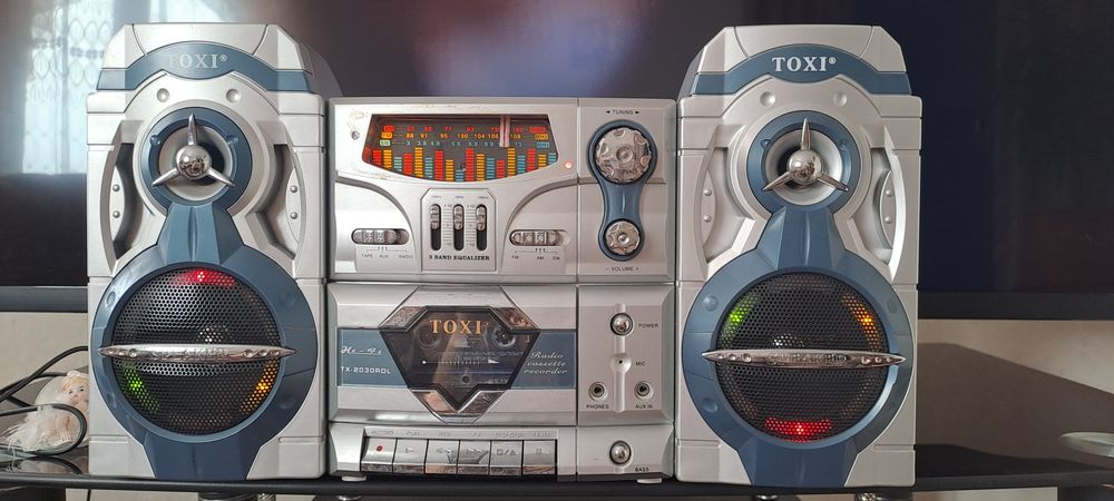 Музыкальный центр 15000тг.