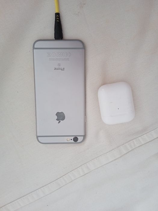 Iphone 6s AirPods 2