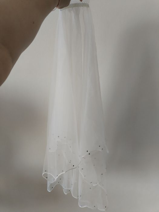 Vând voal nou nepurtat