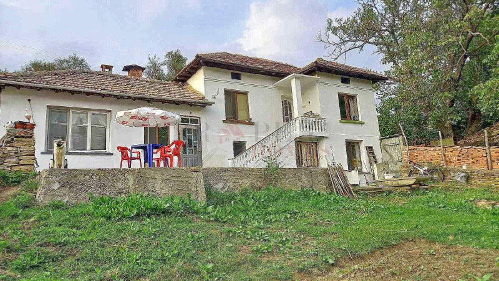 Продава се Къща в с. Димча, Област Велико Търново - 100 кв.м за 380 €/кв.м - Снимка #1