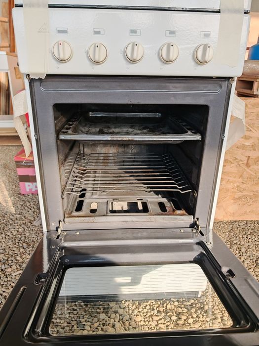 Aragaz pe gaz Metalica , 4 arzatoare, alb