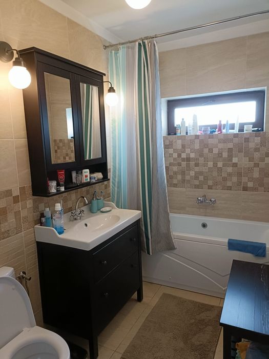 Negociabil, Pantelimon, aproape de gradinita nr 1 - Casa p+mansarda  inalta ,4 camere,2 bai,foisor,14min metrou pe jos