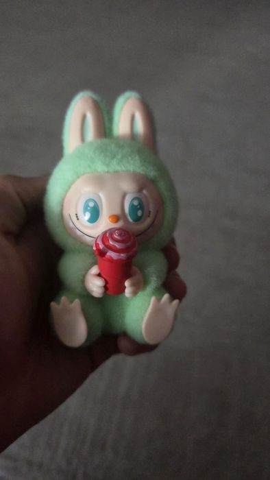 Labubu фигурка игрушка