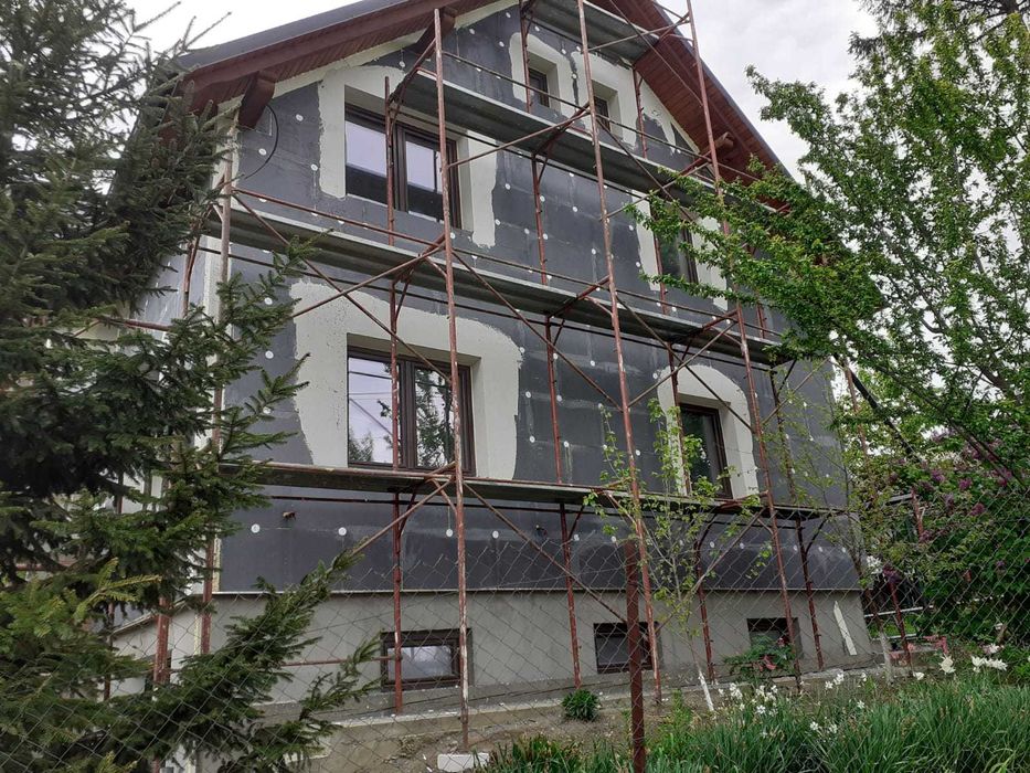 Echipa meseriași serioasă