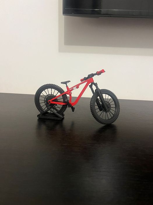 Miniatură Mountain Bike