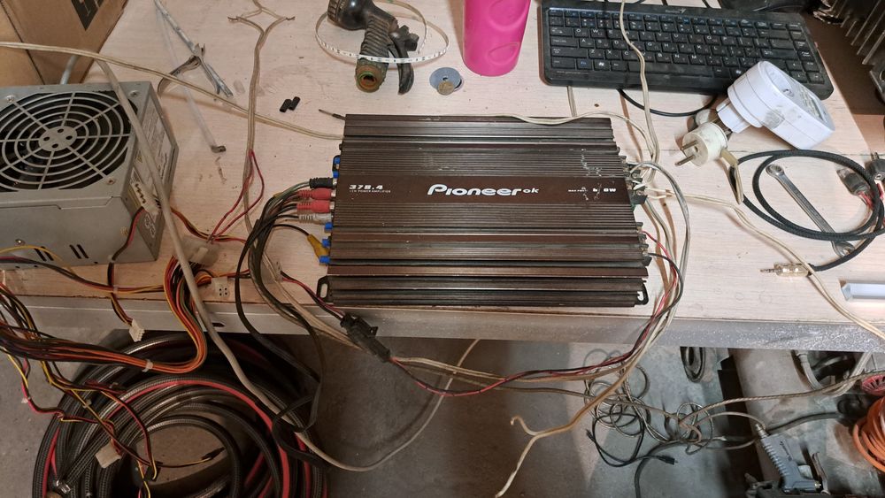 Продам усилитель