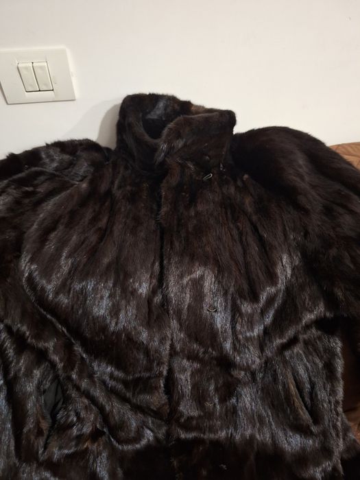 Haina de blana de nurca