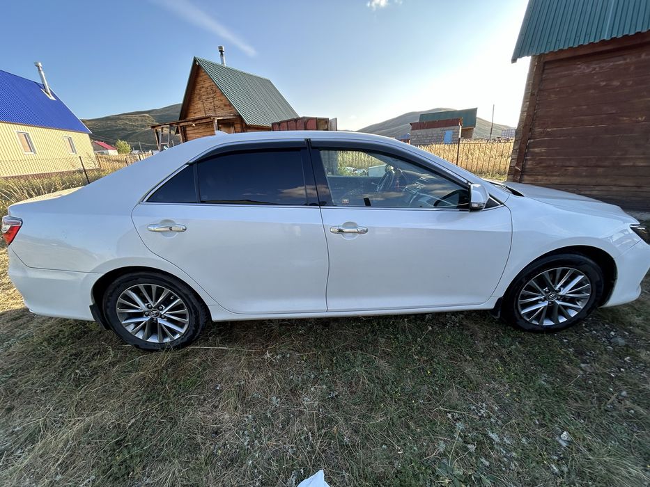 Продам машину камри 55