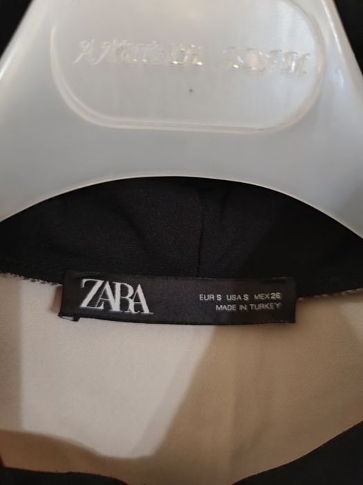 Zara. Кофта на девочку. Турция