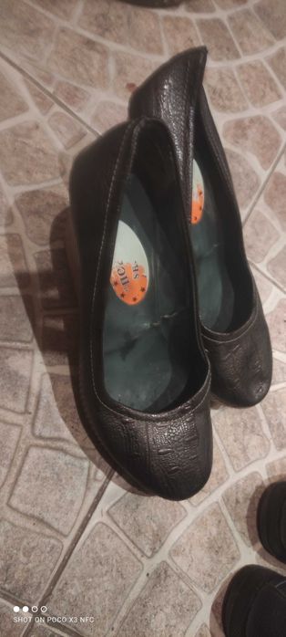 Дамски обувки спортни и ежедневни