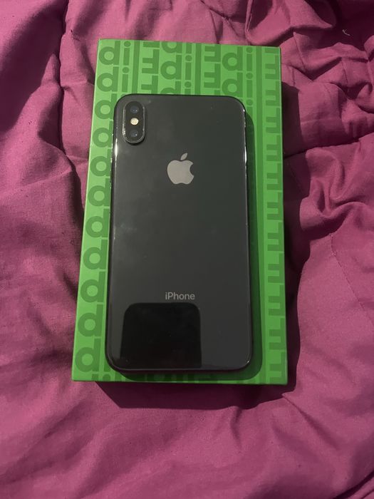 vand iphone x cu displayu-l spart