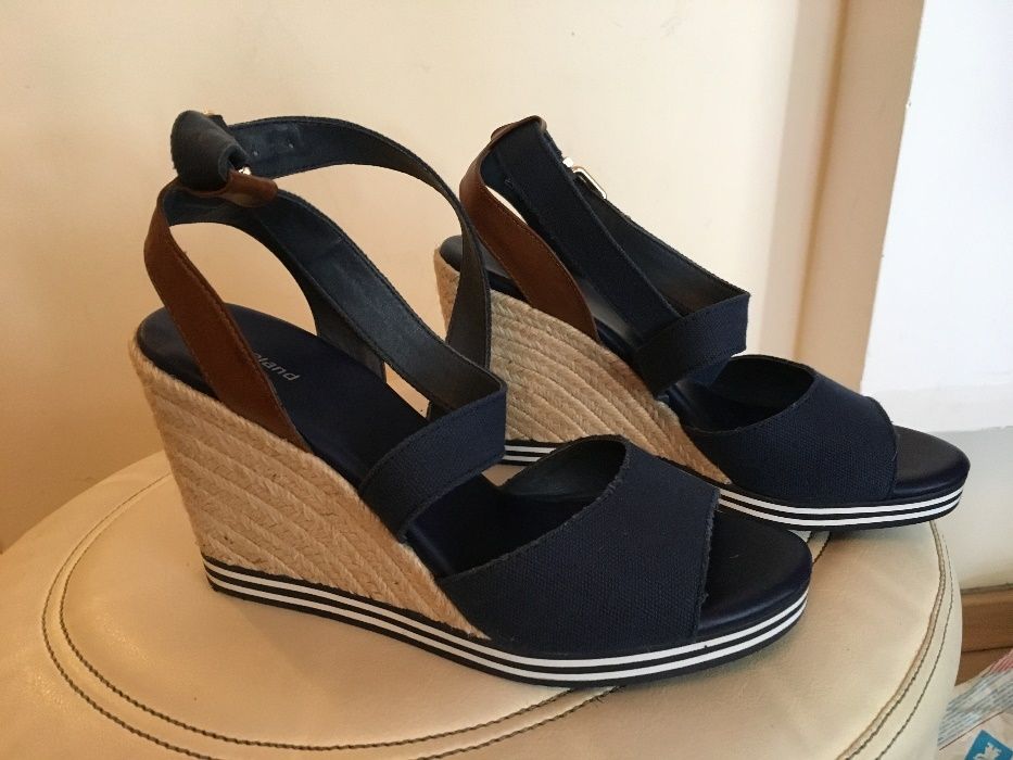 Разпродажба дамски обувки № 40, всеки чифт