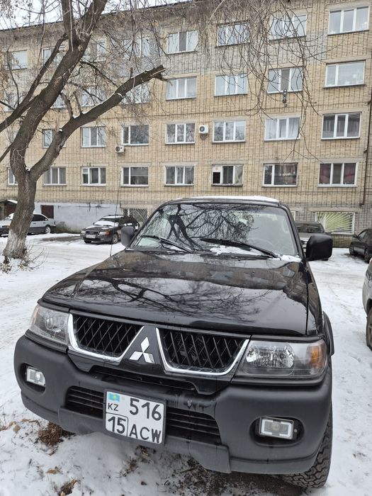 Мицубиси Монтеро спорт