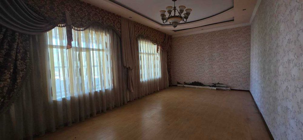 Ховли уй жой сотилади Хамма шароити бор