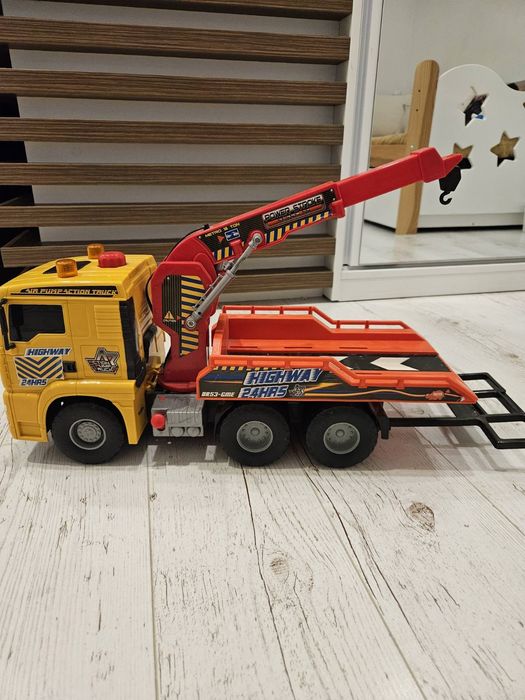 Bruder джип с ремарке, камион, пътна помощ