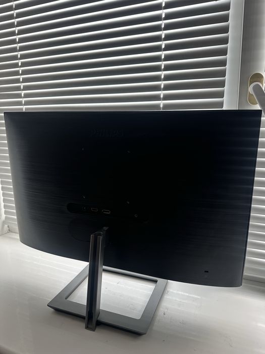 Игровой монитор Philips