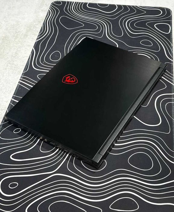 MSI GF63 Thin i5-10500H/8/256/GTX1650/Display 15'6 FHD IPS 144hz