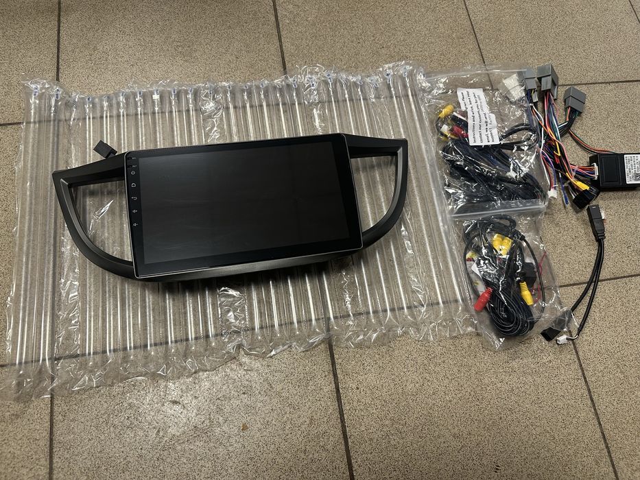 Продавам Мултимедия / Навигация за Honda CRV 4