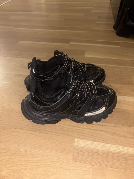 Balenciaga track negri