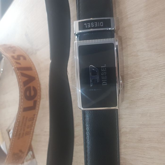 Два чисто нови колани DIESEL LEVI,'S