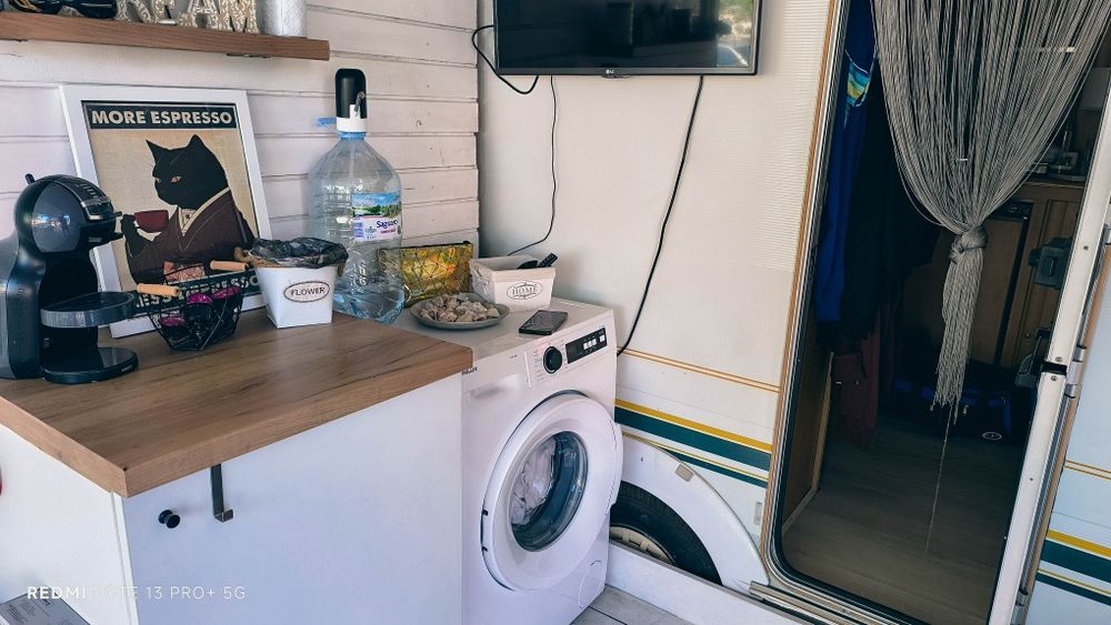 Лятно приключение в каравана Санторини - къмпинг Созопол Еко