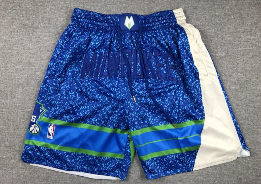 Pantaloni scurți de baschet